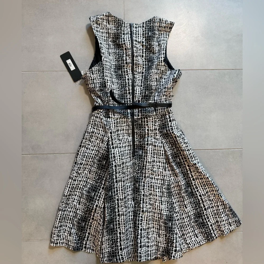 Eva Longoria Black and White Sleeveless A-Line Midi Dress NWT w/ black belt - Picture 4 of 4
